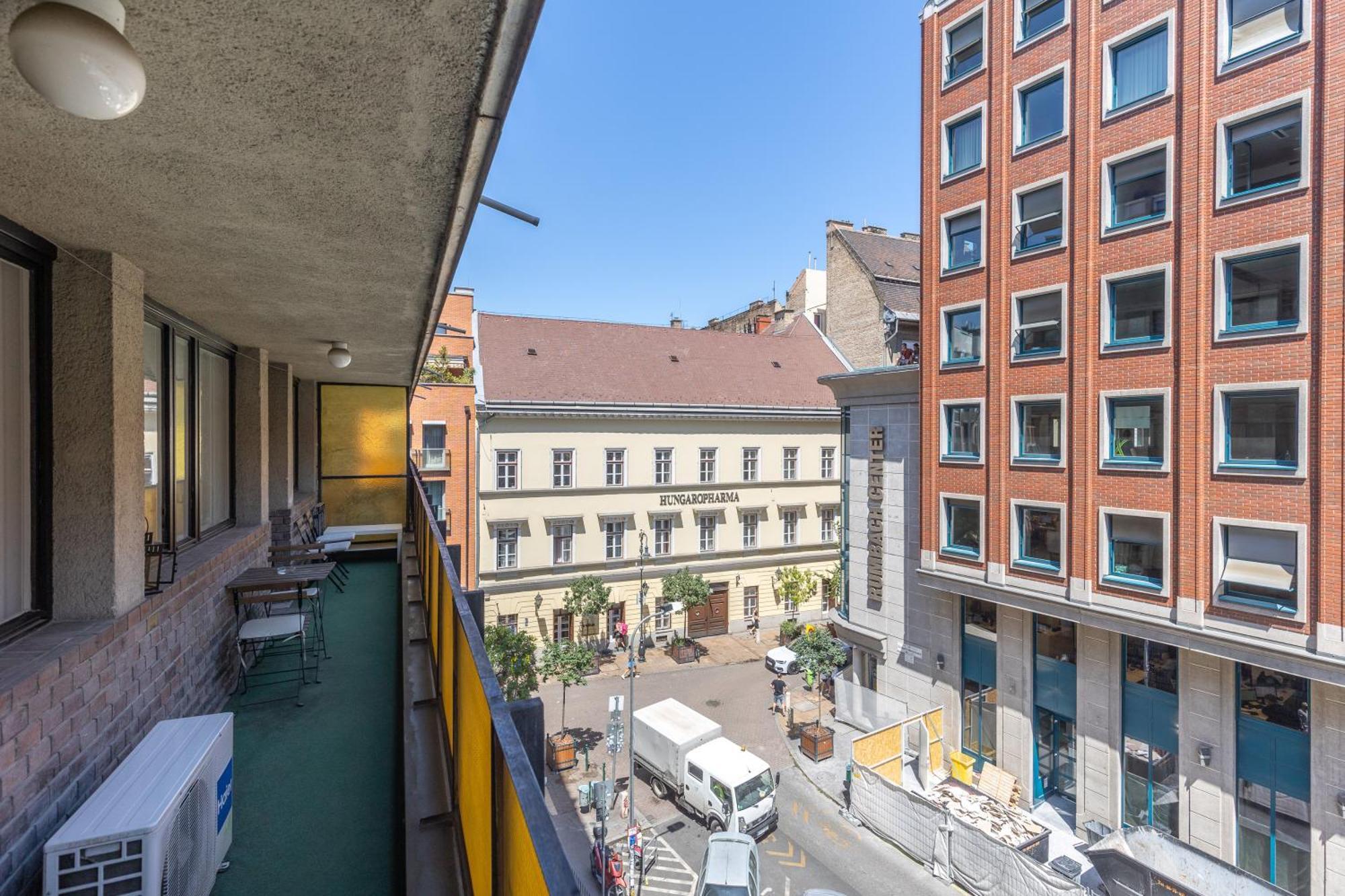 Gems Of Budapest - Sapphire Suite Exterior photo